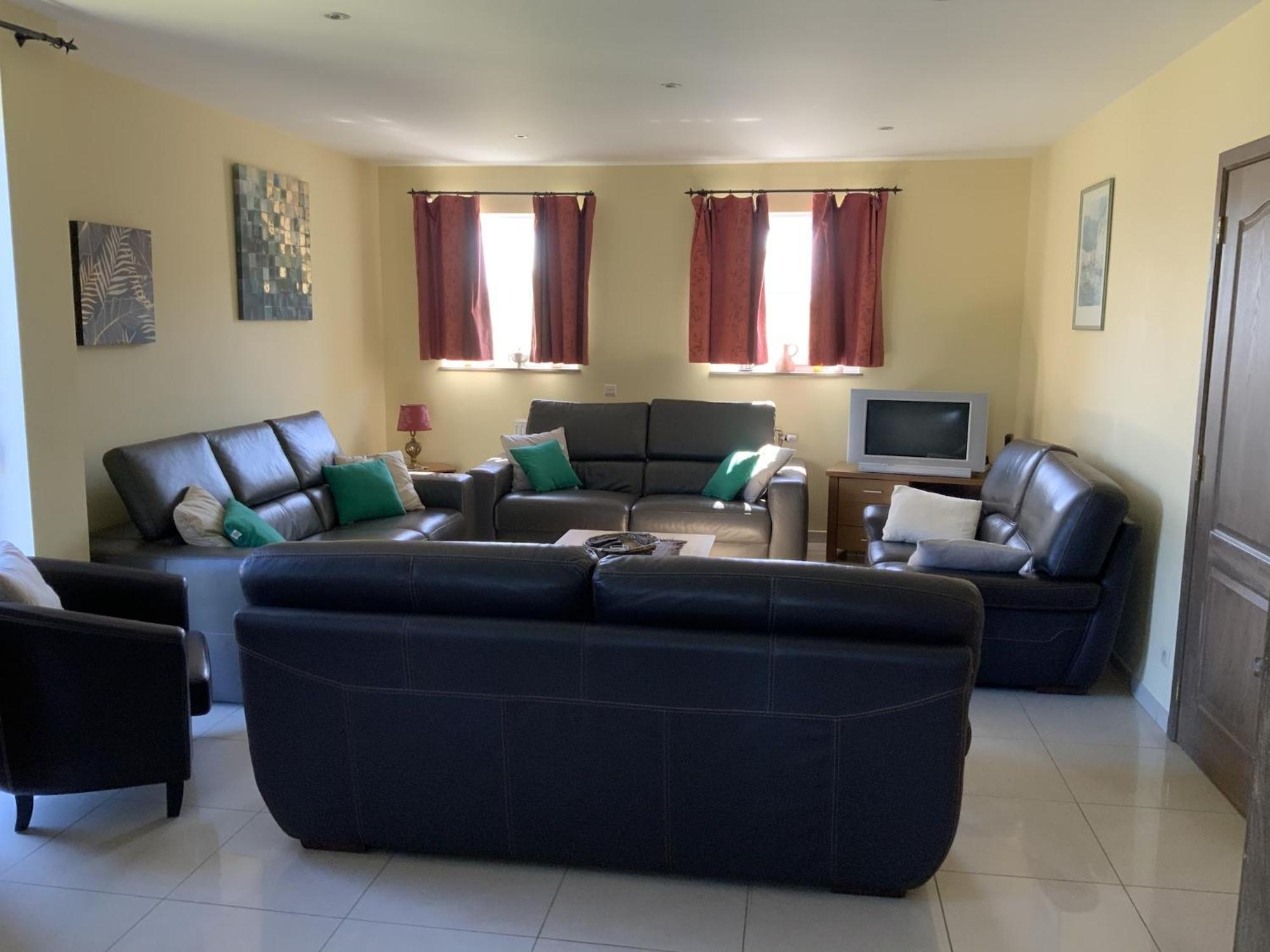 Contemporary Holiday Home In Houffalize With Private Garden Eksteriør bilde